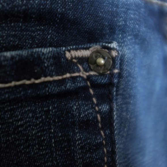 NYDJ Vintage 90s Nevada Wash Bootcut Jeans in Size 6 - Picture 8 of 11